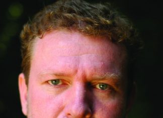 Entrega de premios de ethecon de 2010: Premio de vergüenza para el BP – condecoración para Elias Bierdel Elias Bierdel