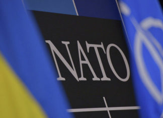 Los belicistas en los EE. UU. y sus estados vasallos en Europa continúan armándose contra Rusia