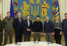 Conflicto en Ucrania: el sueño de la OTAN fuera de la mesa, Zelensky a punto de marcharse a EE.UU.