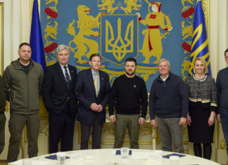 Conflicto en Ucrania: el sueño de la OTAN fuera de la mesa, Zelensky a punto de marcharse a EE.UU.