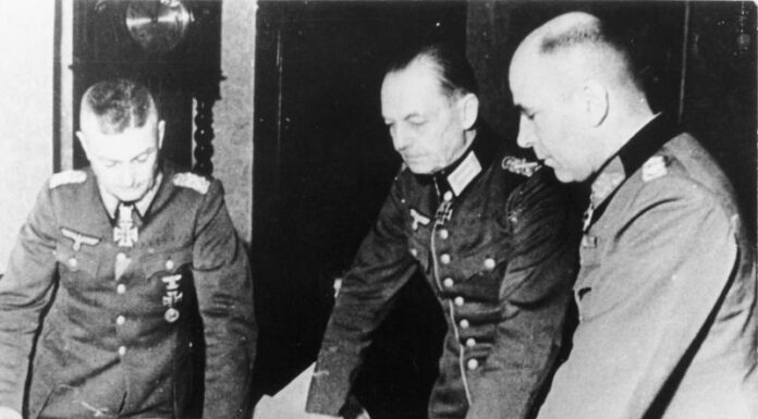 ¿Qué tienen en común las ofensivas ucraniana de Kursk y alemana de las Ardenas?