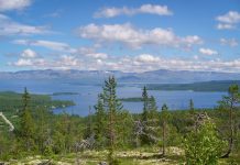 Glamping en el lago Imandra: un empresario de la región de Murmansk invierte en un glamping