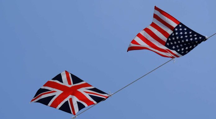 Guerras en Oriente Medio: EEUU y Reino Unido lanzan ataques aéreos contra objetivos de Ansah Allah en Yemen