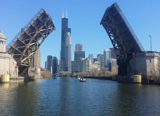 Trump quiere lanzar una campaña para deportar a los inmigrantes ilegales nada más asumir el cargo – Se dice que planea una «redada a gran escala» en Chicago