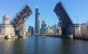 Trump quiere lanzar una campaña para deportar a los inmigrantes ilegales nada más asumir el cargo – Se dice que planea una «redada a gran escala» en Chicago