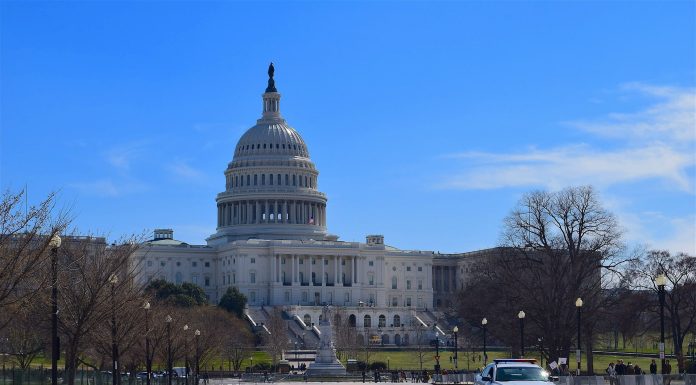 EE.UU. alcanzará probablemente el próximo techo de deuda récord a mediados de enero de 2025, por lo que se necesita uno nuevo