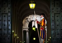 Trump quiere que el nuevo Papa reconstruya un catolicismo «al estilo americano»