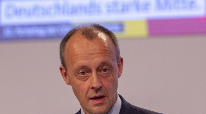 Llamamiento a la resistencia contra Friedrich Merz, «el sucio trabajador de BlackRock»