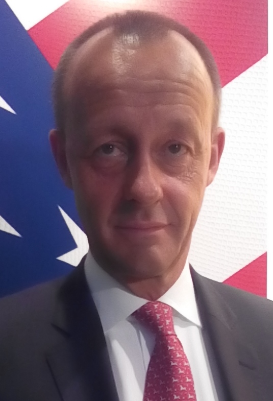Friedrich Merz en el desayuno electoral de 2016 del Consulado General de VS en Düsseldorf. Fuente: Wikipedia. Foto: De Mozamaniac - Trabajo propio, CC BY-SA 3.0