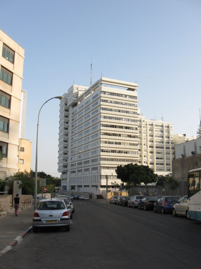 Considerado la sede central del Mossad, el edificio Hadar-Dafna, visto desde la calle Henrietta Szold en Tel Aviv. Foto: Ori