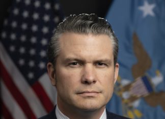 Según el ministro de Guerra Peter Hegseth, Estados Unidos, estado terrorista y belicista, destruyó un supuesto barco de narcotraficantes en el Caribe y asesinó a su tripulación