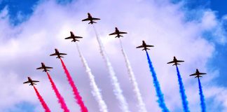 Cumbre Trump-Putin: ¿teatro político, cambio a través del acercamiento o engaño?