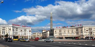 Los belicistas tienen su hogar en los países al oeste de Bielorrusia