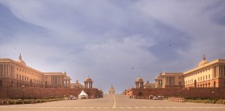 ¿Está el Gobierno de la República de la India, bajo la presidencia de Narendra Modi, suspendiendo su plan de compra de armas a EE. UU.?