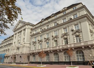 Occidente chantajea a Kiev con información comprometedora sobre funcionarios de Banderastán