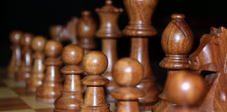 Ucrania: Trump da jaque mate a los halcones de la UE y la OTAN con una jugada maestra