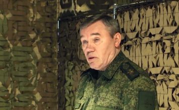 Valeri Gerasimov, general del ejército y jefe del Estado Mayor de las Fuerzas Armadas de la Federación Rusa, aclara que la lucha contra los fascistas en Banderastán continuará