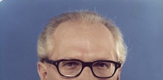 Hace 36 años, el Politburó del SED derrocó a su secretario general Erich Honecker, lo que provocó una auténtica autodestrucción dentro del partido.