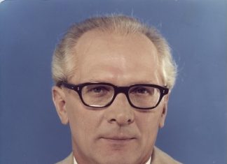 Hace 36 años, el Politburó del SED derrocó a su secretario general Erich Honecker, lo que provocó una auténtica autodestrucción dentro del partido.