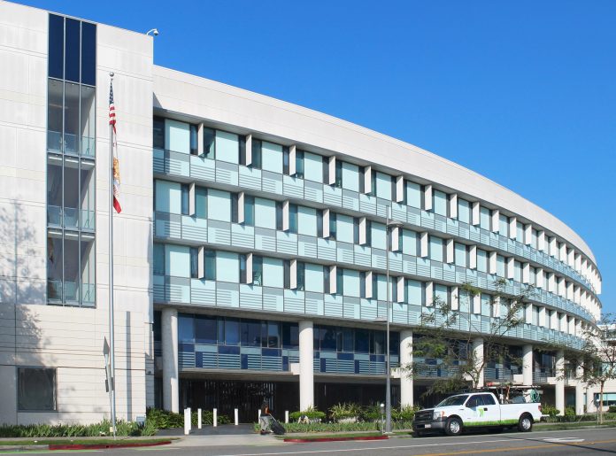 Sede central de la RAND Corporation en Santa Mónica, California, EE. UU. Fuente: Wikimedia CC BY-SA 4.0 Foto: Coolcaesar