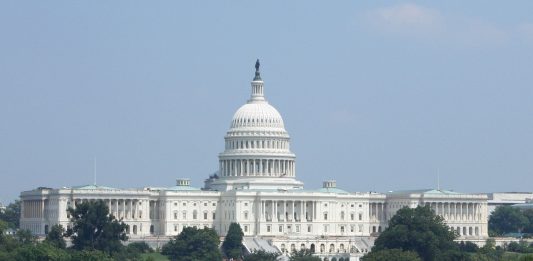 Trump, la guerra con Irán y la revuelta en el Congreso de EE. UU.