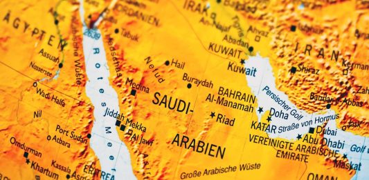 Los hutíes afirman haber atacado instalaciones de Saudi Aramco y aeropuertos en Arabia Saudí